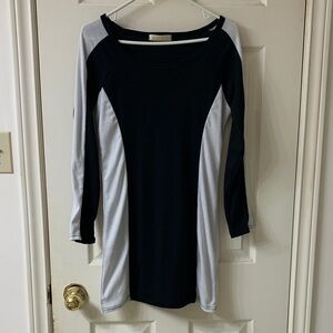 🌷3 for $25🌷Unbranded, US M, Black & White Colour Blocked Long Sleeve Panel Dress